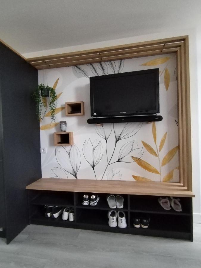 Liberation Classe 3 Etoiles Grandcamp-Maisy Exteriör bild